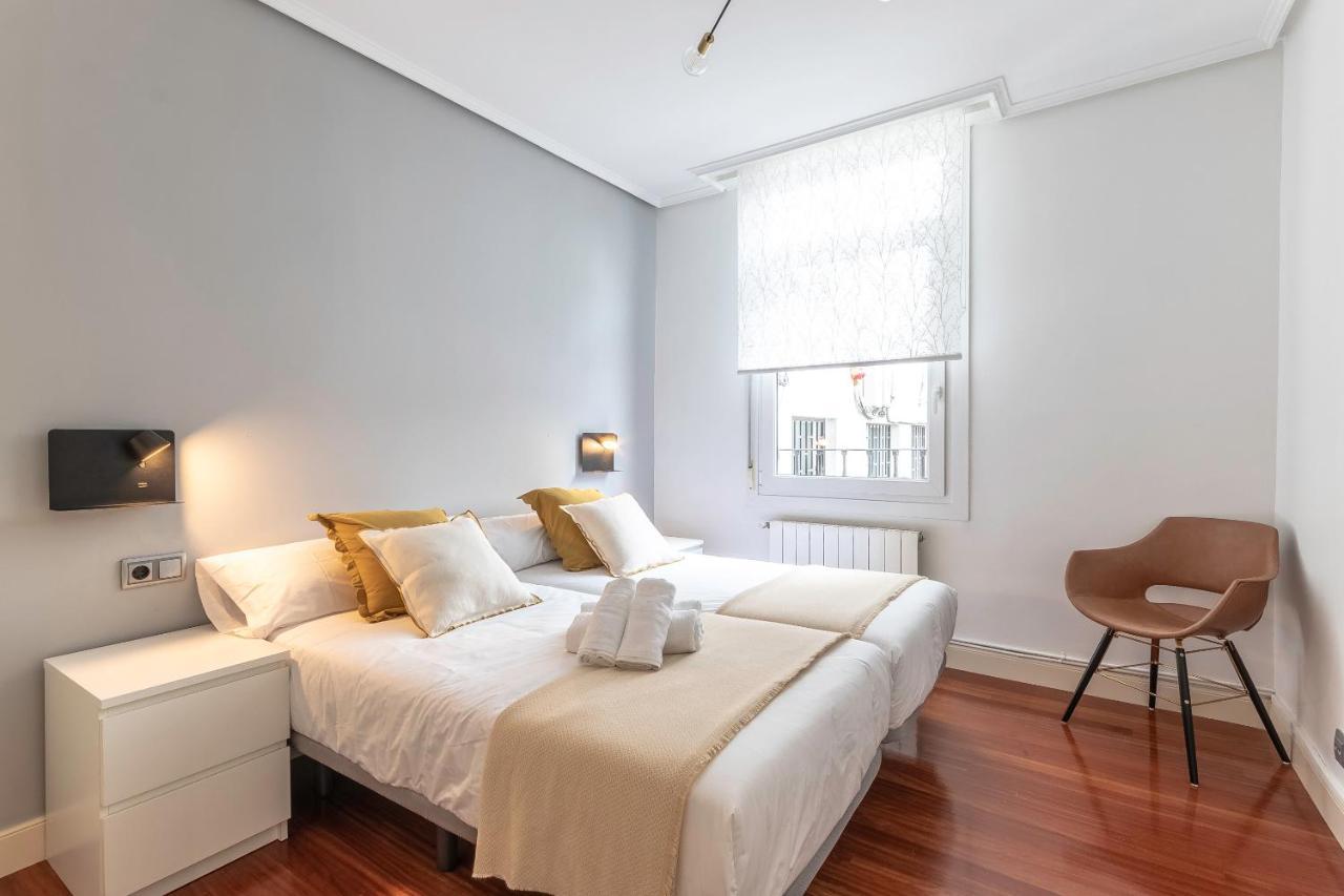 Apartamento La Alameda De Indautxu Билбао Екстериор снимка